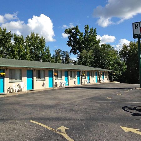 Ridgeview Motel Branson Exterior photo